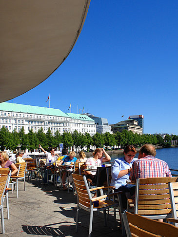 Brunchterrasse auf dem Alster Pavillon Foto 