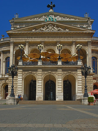 Alte Oper mit Opernplatz Fotos