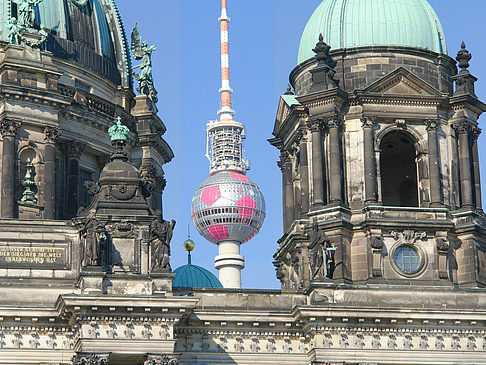 Foto Berliner Dom mit Fernsehturm - Berlin