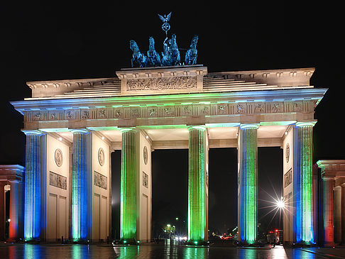 Brandenburger Tor bei Nacht Foto 