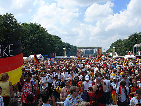 Foto Deutsche Fahnen - Berlin