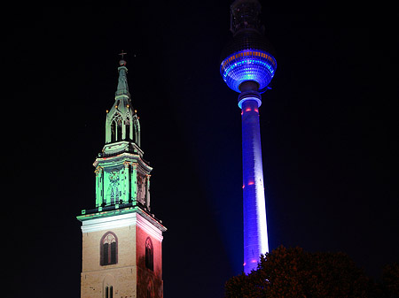 Foto Marienkirche und Fernsehturm - Berlin