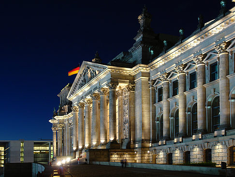 Foto Reichstag bei Nacht