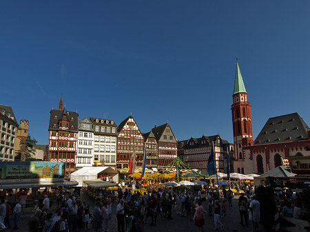 Römerberg mit Nikolaikirche