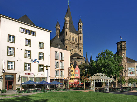 Groß St Martin hinter Fischmarkt Foto 