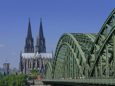 Foto Hohenzollernbrücke beim Kölner Dom - Köln