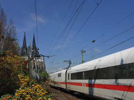 Fotos Kölner Dom mit ICE | Köln