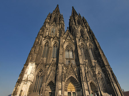 Foto Westfassade des Kölner Doms