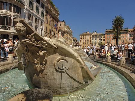 Fotos Schiff im Barcaccia Brunnen | Rom