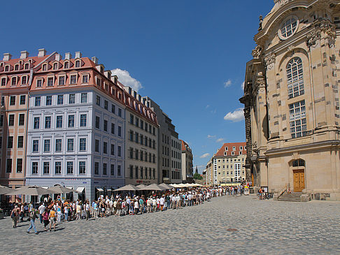 Frauenkirche und Neumarkt Foto 